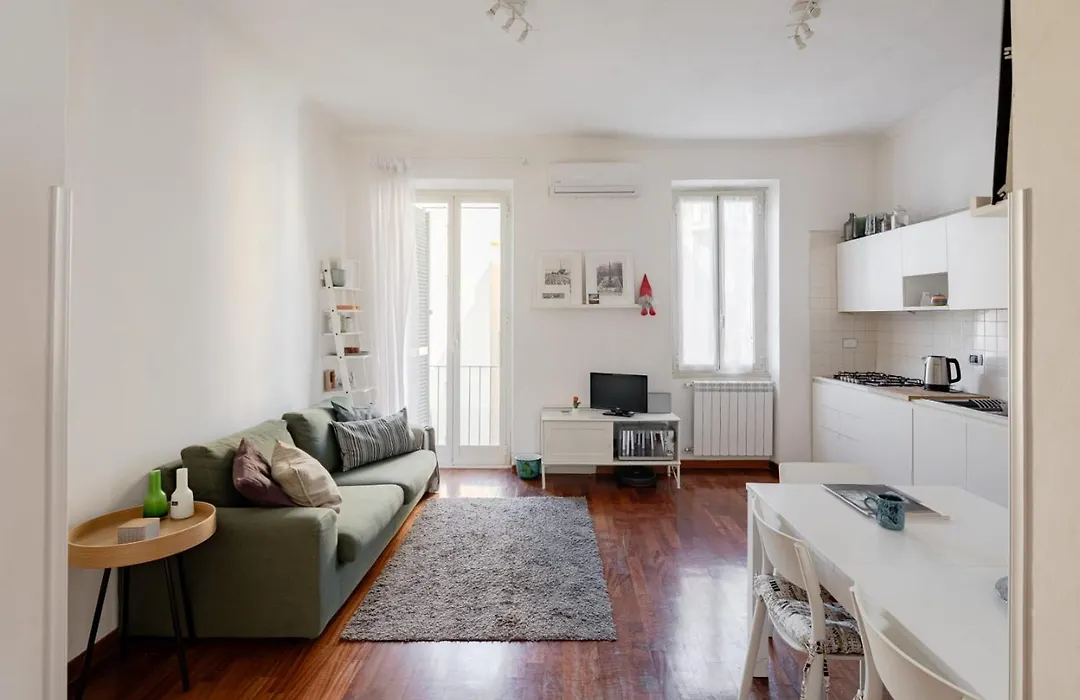 Bright And Quiet Apartment San Giovanni Metro A Direct To Center And Vatican-1